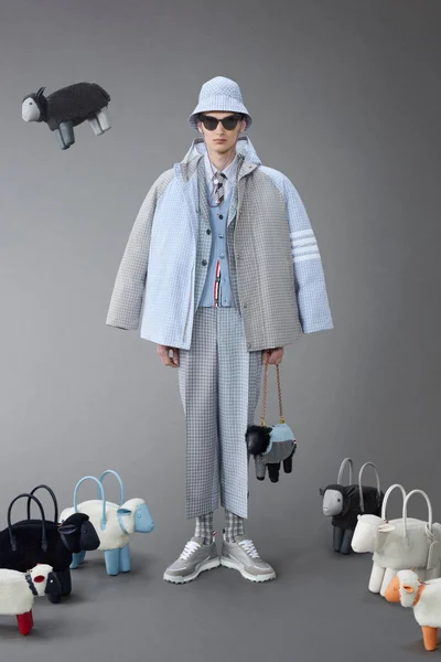 Look 15